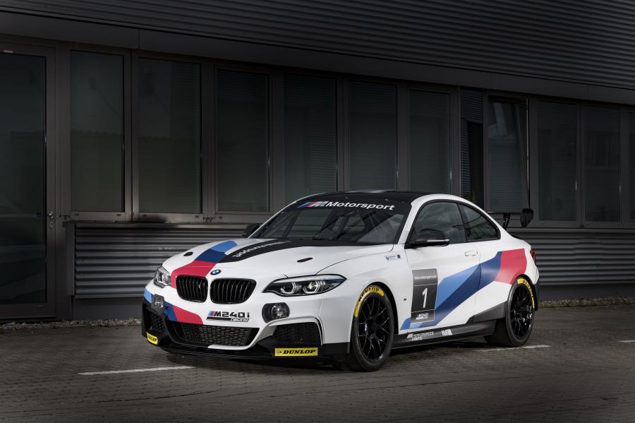  BMW M240i Racing (F22) 2018 года  (фото 1 из 22)